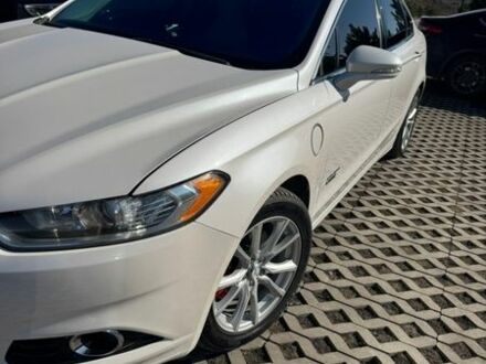 Белый Форд Фьюжн, объемом двигателя 2 л и пробегом 172 тыс. км за 12500 $, фото 1 на Automoto.ua