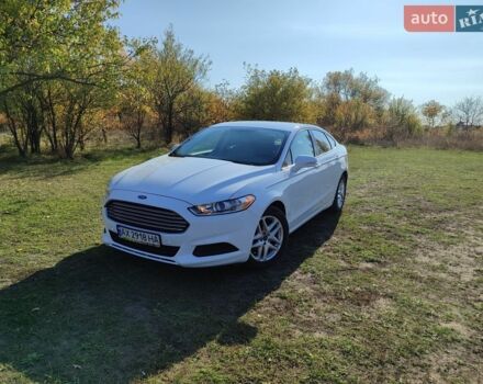 Білий Форд Фьюжен, об'ємом двигуна 2.5 л та пробігом 164 тис. км за 9500 $, фото 1 на Automoto.ua