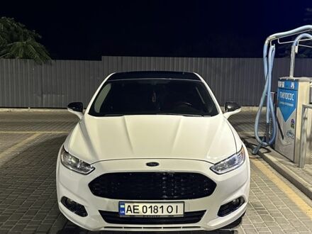 Белый Форд Фьюжн, объемом двигателя 2 л и пробегом 218 тыс. км за 8500 $, фото 1 на Automoto.ua