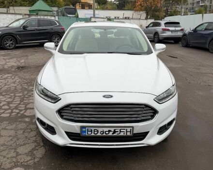 Білий Форд Фьюжен, об'ємом двигуна 1.5 л та пробігом 160 тис. км за 9500 $, фото 1 на Automoto.ua