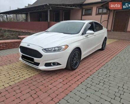 Білий Форд Фьюжен, об'ємом двигуна 1.5 л та пробігом 161 тис. км за 9900 $, фото 1 на Automoto.ua