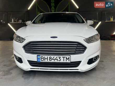 Білий Форд Фьюжен, об'ємом двигуна 2.5 л та пробігом 194 тис. км за 11500 $, фото 1 на Automoto.ua