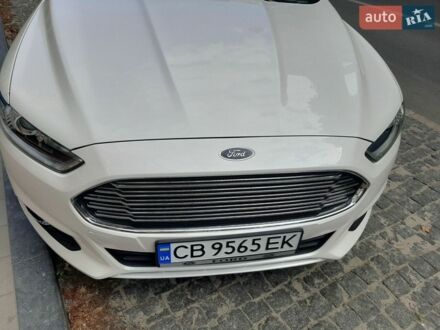 Белый Форд Фьюжн, объемом двигателя 2 л и пробегом 165 тыс. км за 11999 $, фото 1 на Automoto.ua