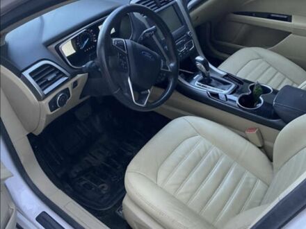 Белый Форд Фьюжн, объемом двигателя 0 л и пробегом 163 тыс. км за 7500 $, фото 1 на Automoto.ua