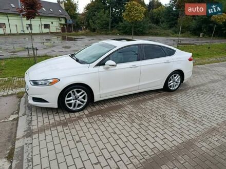 Форд Фьюжн 2015 в Львове на Automoto.ua Белый Форд Фьюжн, объемом двигателя 2.5 л и пробегом 145 тыс. км за 10700 $, фото 1 на Automoto.ua