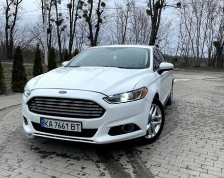 Белый Форд Фьюжн, объемом двигателя 2.5 л и пробегом 250 тыс. км за 9300 $, фото 1 на Automoto.ua