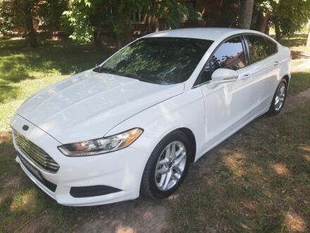 Белый Форд Фьюжн, объемом двигателя 2.5 л и пробегом 77 тыс. км за 13000 $, фото 1 на Automoto.ua