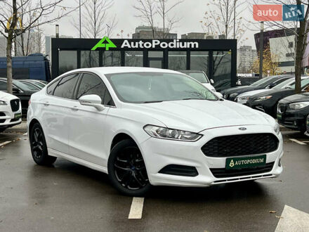 Белый Форд Фьюжн, объемом двигателя 2.49 л и пробегом 201 тыс. км за 9300 $, фото 1 на Automoto.ua