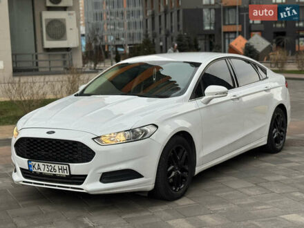 Білий Форд Фьюжен, об'ємом двигуна 2.49 л та пробігом 199 тис. км за 8900 $, фото 1 на Automoto.ua