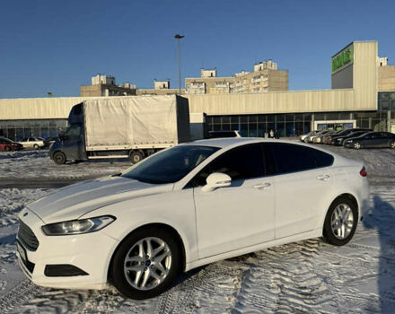 Белый Форд Фьюжн, объемом двигателя 2.49 л и пробегом 146 тыс. км за 10900 $, фото 1 на Automoto.ua