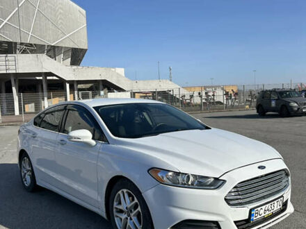 Белый Форд Фьюжн, объемом двигателя 2.49 л и пробегом 187 тыс. км за 9500 $, фото 1 на Automoto.ua