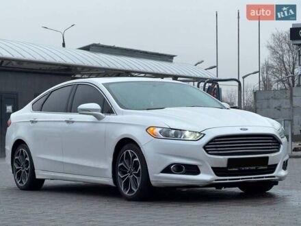 Белый Форд Фьюжн, объемом двигателя 2 л и пробегом 210 тыс. км за 9800 $, фото 1 на Automoto.ua