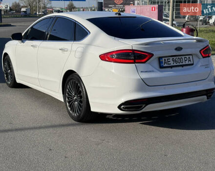 Форд Фьюжен 2015 у Дніпро (Дніпропетровську) на Automoto.ua Білий Форд Фьюжен, об'ємом двигуна 2 л та пробігом 174 тис. км за 11999 $, фото 1 на Automoto.ua