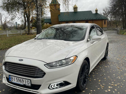 Форд Фьюжен 2015 у Гадяче на Automoto.ua Білий Форд Фьюжен, об'ємом двигуна 2 л та пробігом 160 тис. км за 10800 $, фото 1 на Automoto.ua