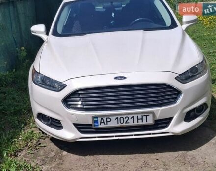 Белый Форд Фьюжн, объемом двигателя 2.5 л и пробегом 150 тыс. км за 8500 $, фото 1 на Automoto.ua
