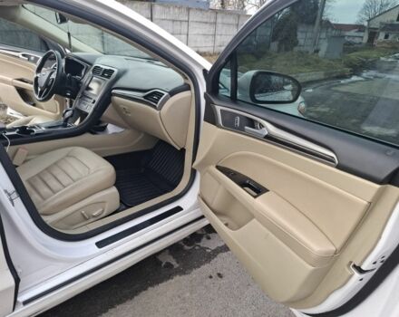 Білий Форд Фьюжен, об'ємом двигуна 0 л та пробігом 163 тис. км за 7500 $, фото 1 на Automoto.ua