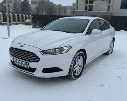 Белый Форд Фьюжн, объемом двигателя 2.5 л и пробегом 225 тыс. км за 8800 $, фото 1 на Automoto.ua