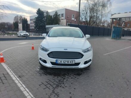 Білий Форд Фьюжен, об'ємом двигуна 2.5 л та пробігом 153 тис. км за 9200 $, фото 1 на Automoto.ua