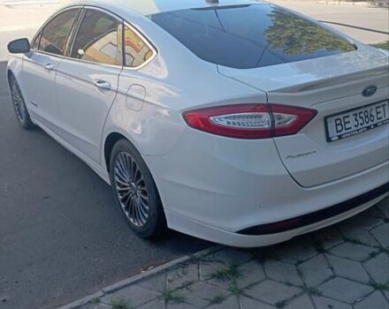 Белый Форд Фьюжн, объемом двигателя 2 л и пробегом 205 тыс. км за 11500 $, фото 1 на Automoto.ua