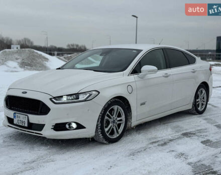 Белый Форд Фьюжн, объемом двигателя 2 л и пробегом 156 тыс. км за 13500 $, фото 1 на Automoto.ua