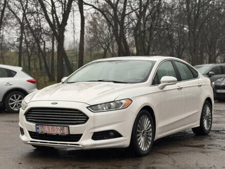 Белый Форд Фьюжн, объемом двигателя 0 л и пробегом 158 тыс. км за 10000 $, фото 1 на Automoto.ua