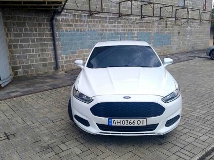 Форд Фьюжн 2015 в Межевой на Automoto.ua Белый Форд Фьюжн, объемом двигателя 2.5 л и пробегом 121 тыс. км за 12000 $, фото 1 на Automoto.ua