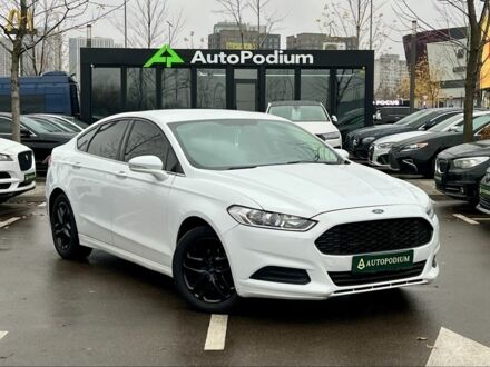 Белый Форд Фьюжн, объемом двигателя 2.5 л и пробегом 201 тыс. км за 9500 $, фото 1 на Automoto.ua