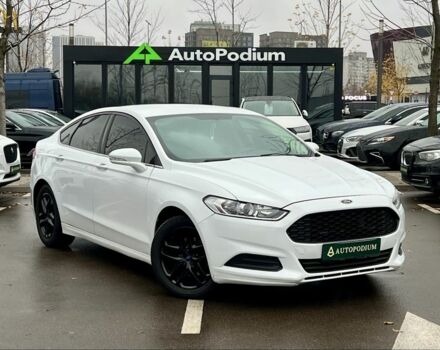 Белый Форд Фьюжн, объемом двигателя 2.5 л и пробегом 201 тыс. км за 9500 $, фото 1 на Automoto.ua