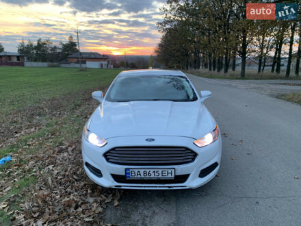 Білий Форд Фьюжен, об'ємом двигуна 2.5 л та пробігом 160 тис. км за 11500 $, фото 1 на Automoto.ua