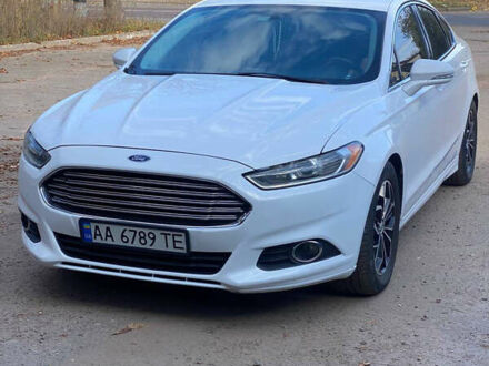 Форд Фьюжен 2015 у Чернігові на Automoto.ua Білий Форд Фьюжен, об'ємом двигуна 1.5 л та пробігом 300 тис. км за 7800 $, фото 1 на Automoto.ua