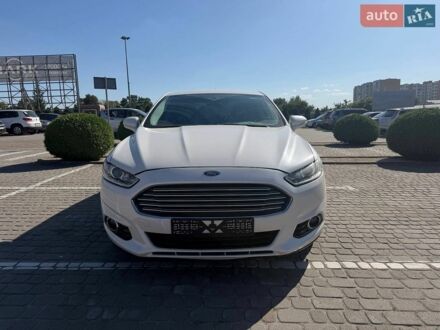 Белый Форд Фьюжн, объемом двигателя 2 л и пробегом 231 тыс. км за 12000 $, фото 1 на Automoto.ua