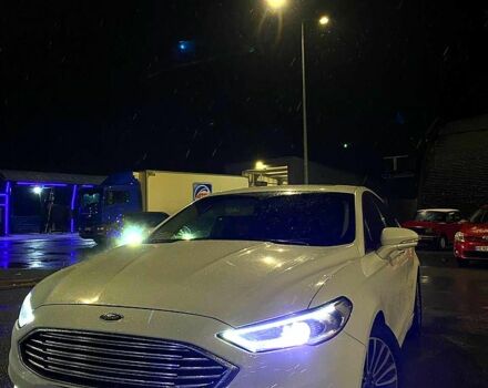 Білий Форд Фьюжен, об'ємом двигуна 2 л та пробігом 117 тис. км за 12300 $, фото 1 на Automoto.ua