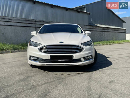 Форд Фьюжен 2016 у Києві на Automoto.ua Білий Форд Фьюжен, об'ємом двигуна 2 л та пробігом 149 тис. км за 13200 $, фото 1 на Automoto.ua