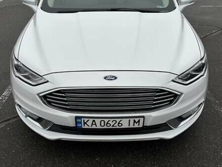 Білий Форд Фьюжен, об'ємом двигуна 2 л та пробігом 126 тис. км за 12000 $, фото 1 на Automoto.ua