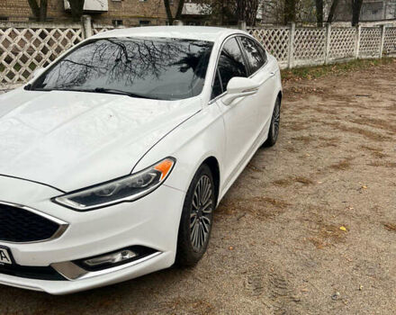 Білий Форд Фьюжен, об'ємом двигуна 2 л та пробігом 210 тис. км за 11000 $, фото 1 на Automoto.ua