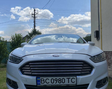 Белый Форд Фьюжн, объемом двигателя 2 л и пробегом 142 тыс. км за 14300 $, фото 1 на Automoto.ua