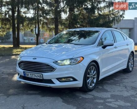 Белый Форд Фьюжн, объемом двигателя 1.5 л и пробегом 139 тыс. км за 9499 $, фото 1 на Automoto.ua