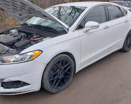 Білий Форд Фьюжен, об'ємом двигуна 2 л та пробігом 150 тис. км за 5000 $, фото 1 на Automoto.ua