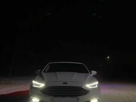 Белый Форд Фьюжн, объемом двигателя 2 л и пробегом 117 тыс. км за 12400 $, фото 1 на Automoto.ua