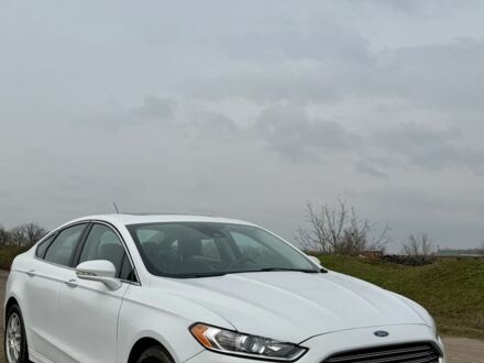 Белый Форд Фьюжн, объемом двигателя 2 л и пробегом 128 тыс. км за 12300 $, фото 1 на Automoto.ua