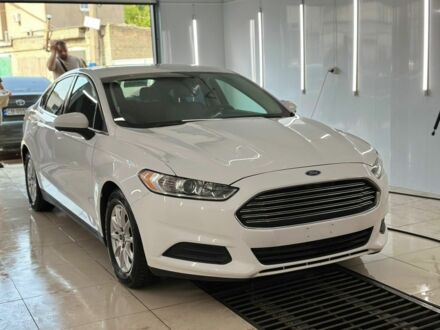 Белый Форд Фьюжн, объемом двигателя 2.5 л и пробегом 180 тыс. км за 9800 $, фото 1 на Automoto.ua