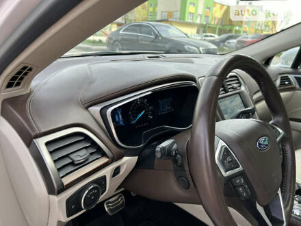 Белый Форд Фьюжн, объемом двигателя 2 л и пробегом 94 тыс. км за 17900 $, фото 1 на Automoto.ua