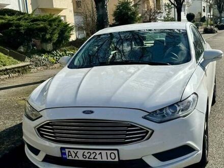 Білий Форд Фьюжен, об'ємом двигуна 2.5 л та пробігом 120 тис. км за 13000 $, фото 1 на Automoto.ua