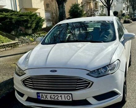 Белый Форд Фьюжн, объемом двигателя 2.5 л и пробегом 120 тыс. км за 13000 $, фото 1 на Automoto.ua