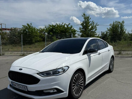 Форд Фьюжн 2016 в Киеве на Automoto.ua Белый Форд Фьюжн, объемом двигателя 2 л и пробегом 124 тыс. км за 13200 $, фото 1 на Automoto.ua