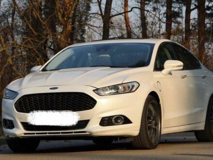 Белый Форд Фьюжн, объемом двигателя 0 л и пробегом 155 тыс. км за 8100 $, фото 1 на Automoto.ua