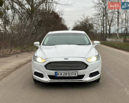Білий Форд Фьюжен, об'ємом двигуна 2.49 л та пробігом 160 тис. км за 9000 $, фото 1 на Automoto.ua