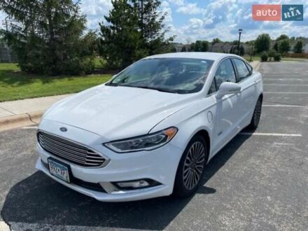 Белый Форд Фьюжн, объемом двигателя 2 л и пробегом 178 тыс. км за 15500 $, фото 1 на Automoto.ua