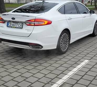 Білий Форд Фьюжен, об'ємом двигуна 2 л та пробігом 238 тис. км за 11000 $, фото 1 на Automoto.ua