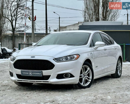Белый Форд Фьюжн, объемом двигателя 2 л и пробегом 145 тыс. км за 12600 $, фото 1 на Automoto.ua